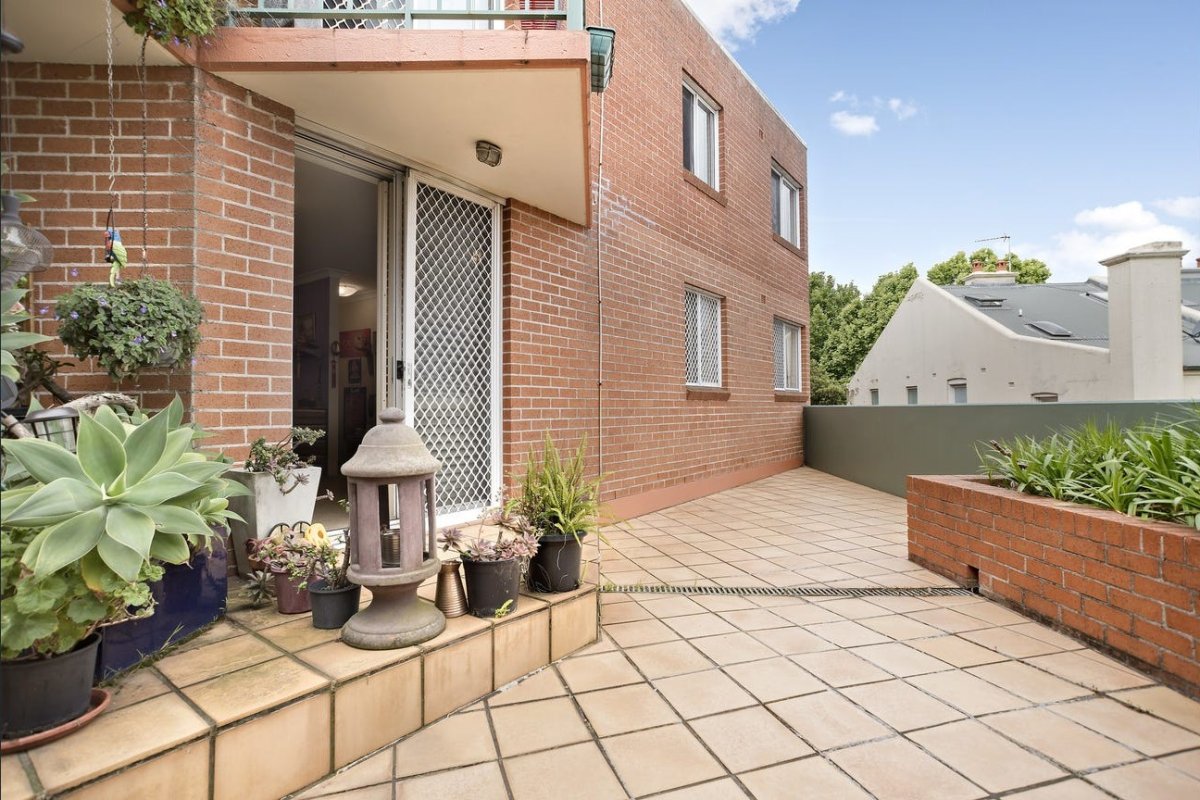 Quiet Inner City Living