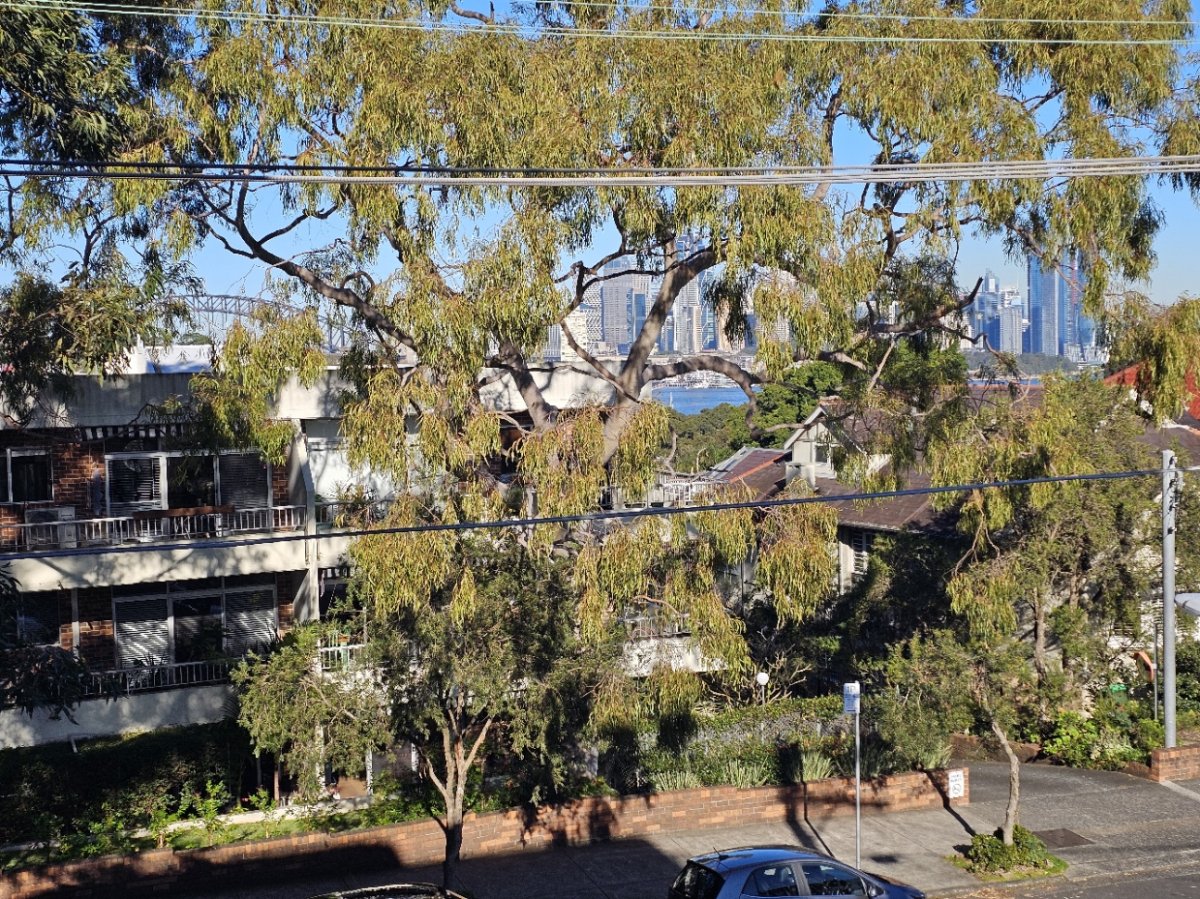 One bedroom in sought after Waverton