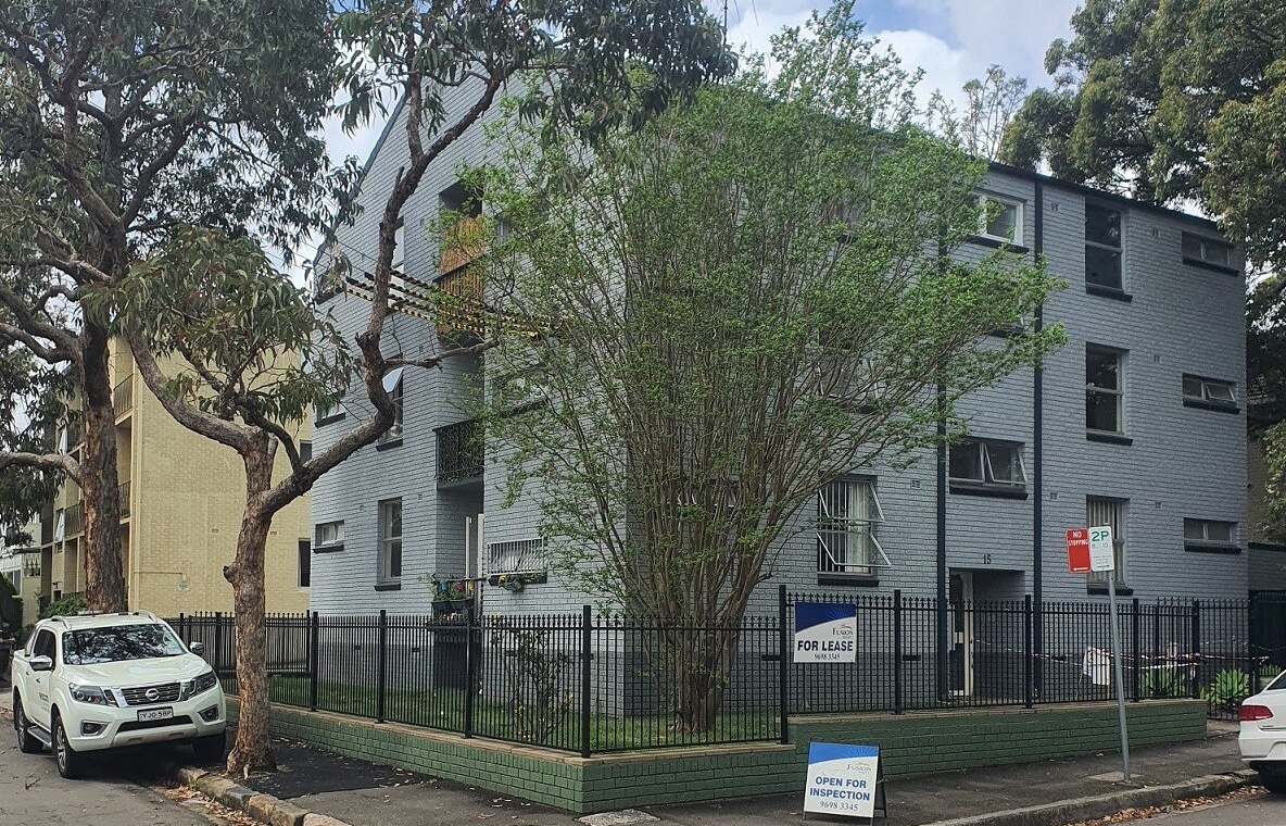 Top Floor With Views Towards Parramatta River